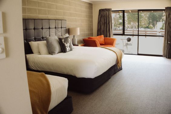 Studio Motels - beds